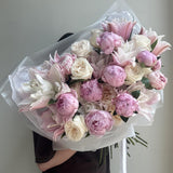 Peony lily & White O’Hara